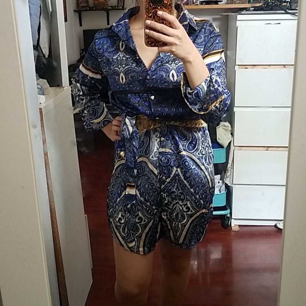 Satin looking 70s dress